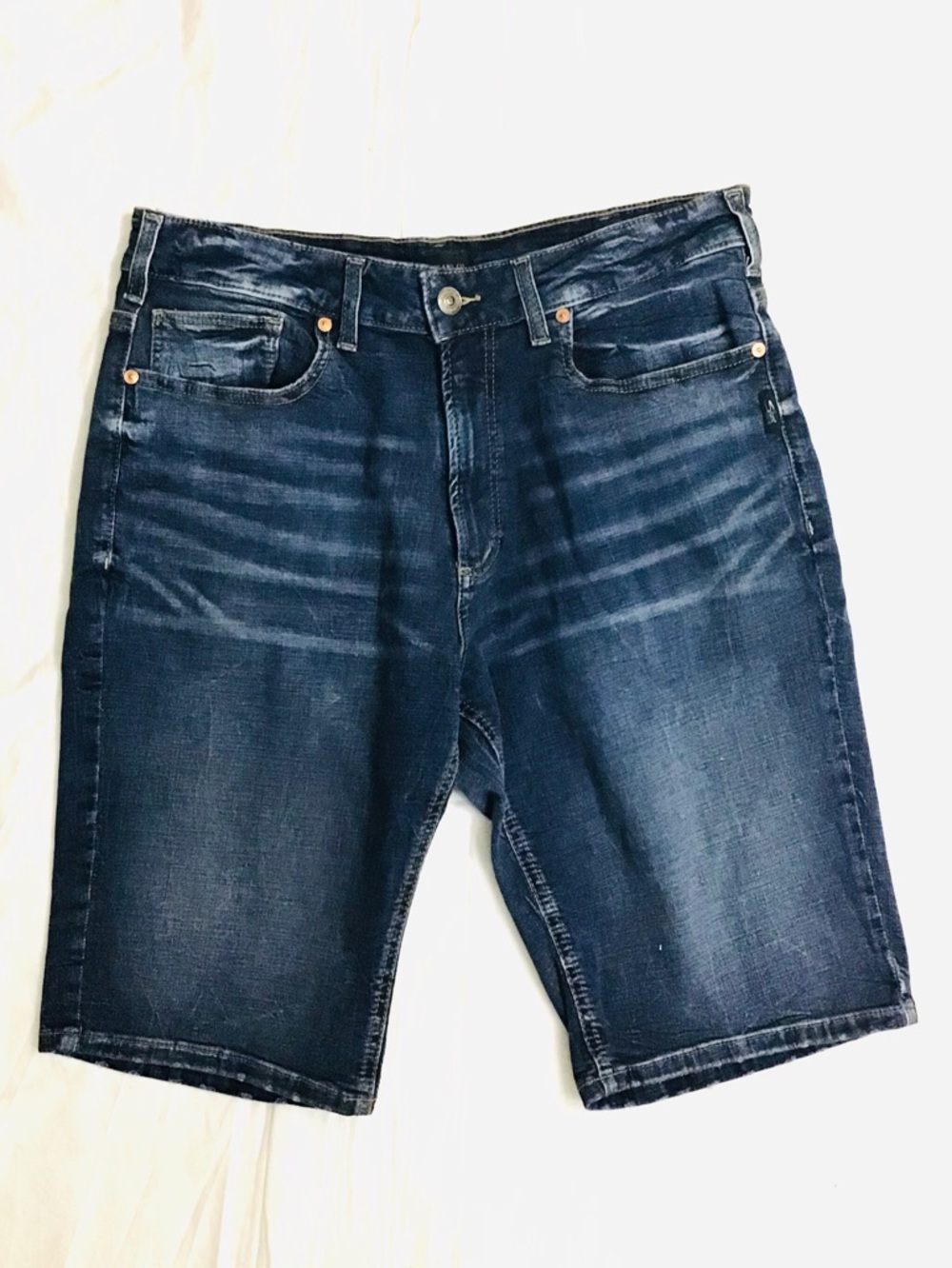 Silver Jeans Men's Dark Blue Denim Gordie Shorts